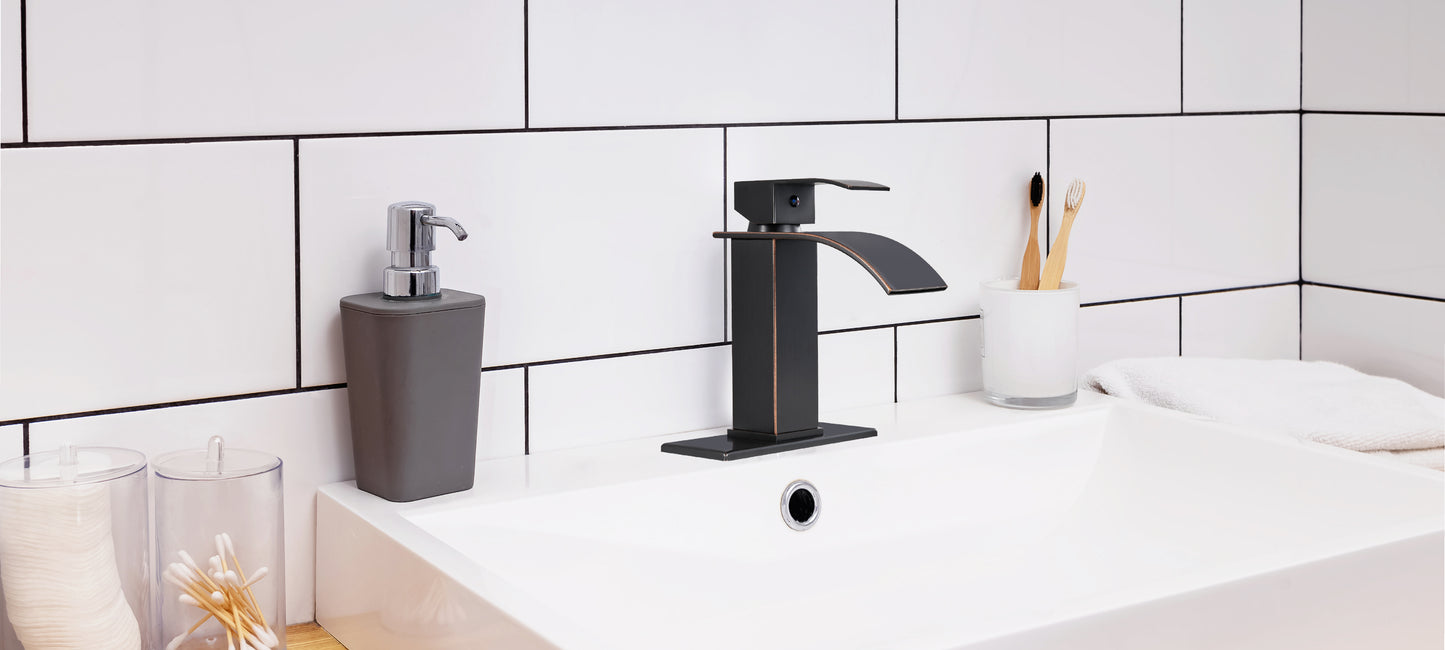 Single Handle Bathroom Faucet